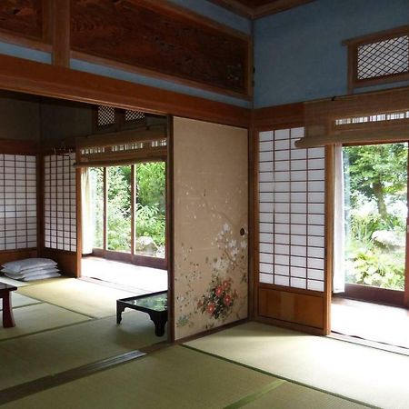 Guesthouse Higashi Fujitatei Shin'onsen Buitenkant foto