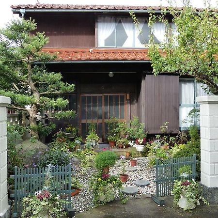 Guesthouse Higashi Fujitatei Shin'onsen Buitenkant foto